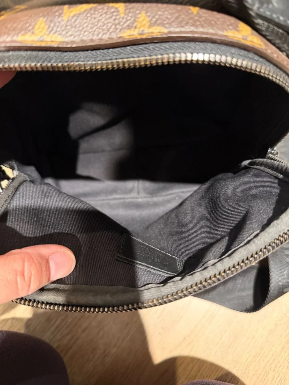 Louis Vuitton Quest Messenger